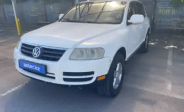 Volkswagen Touareg 2006 года за 4 000 000 тг. в Алматы фото 1