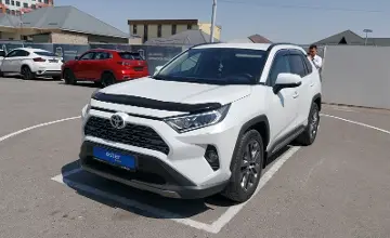 Toyota RAV4 2021 года за 14 500 000 тг. в Шымкент фото 1
