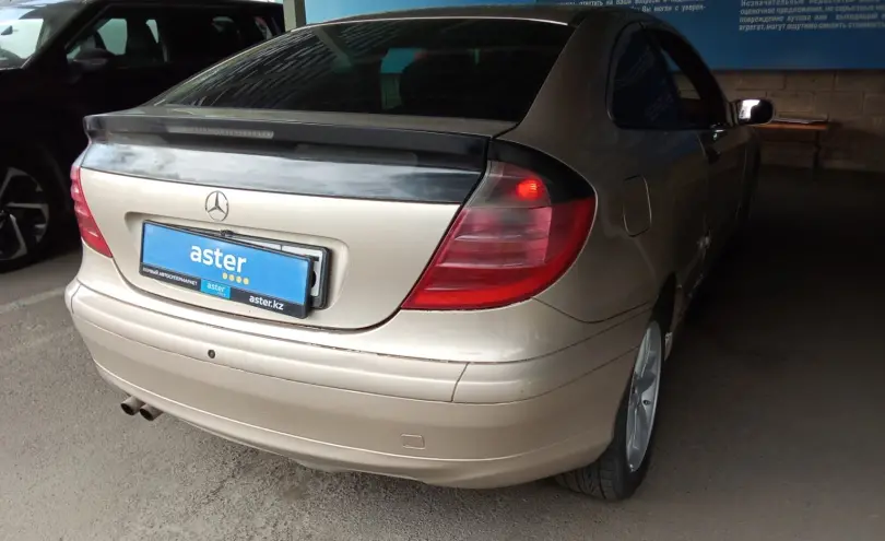 Mercedes-Benz C-Класс 2001 года за 2 100 000 тг. в Алматы фото 5