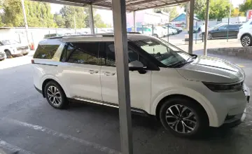 Kia Carnival 2023 года за 17 000 000 тг. в Алматы фото 4