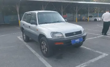 Toyota RAV4 1997 года за 2 000 000 тг. в Алматы фото 2