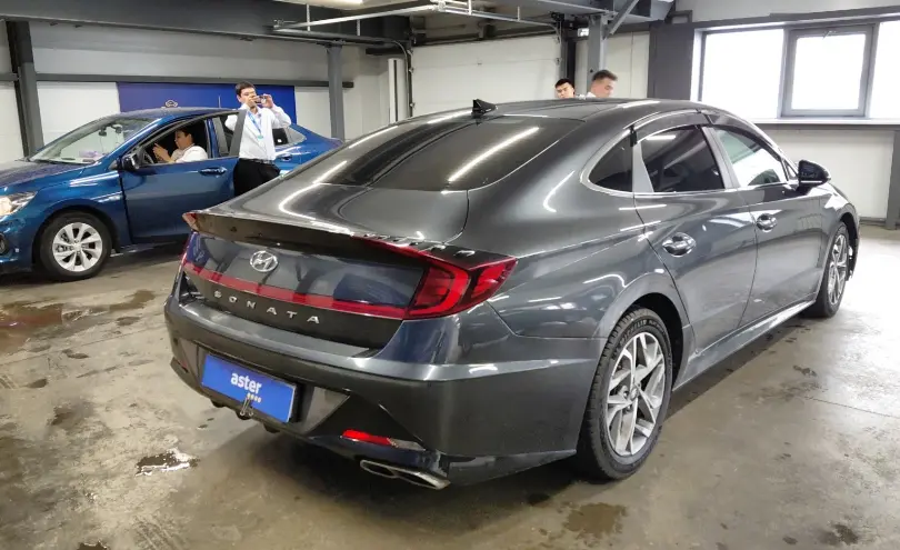 Hyundai Sonata 2020 года за 8 800 000 тг. в Астана фото 3