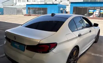 BMW 5 серии 2018 года за 15 800 000 тг. в Алматы фото 3