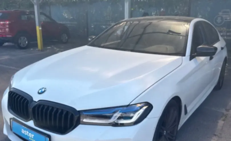 BMW 5 серии 2018 года за 15 800 000 тг. в Алматы