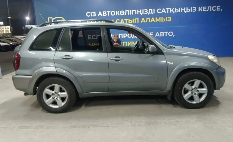Toyota RAV4 2004 года за 5 500 000 тг. в Алматы фото 4