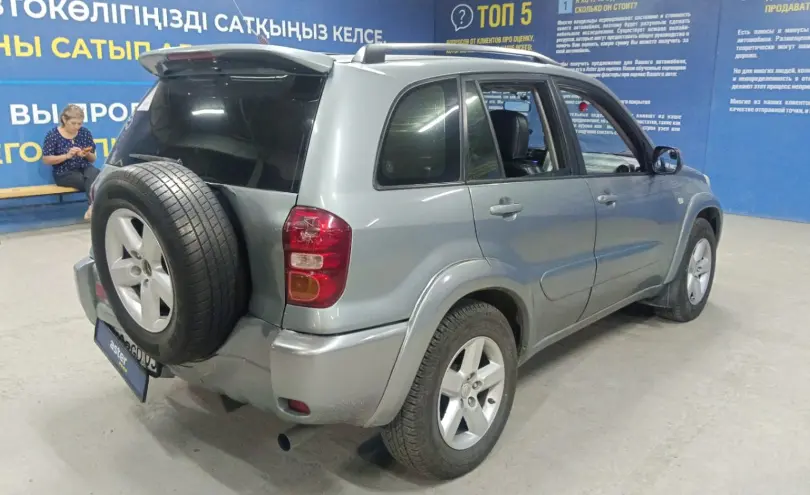 Toyota RAV4 2004 года за 5 500 000 тг. в Алматы фото 5