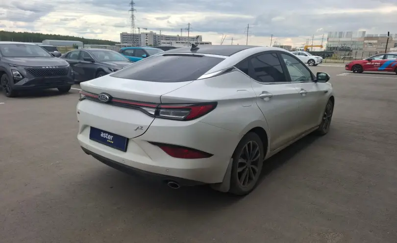 JAC J7 2023 года за 6 000 000 тг. в Петропавловск фото 5