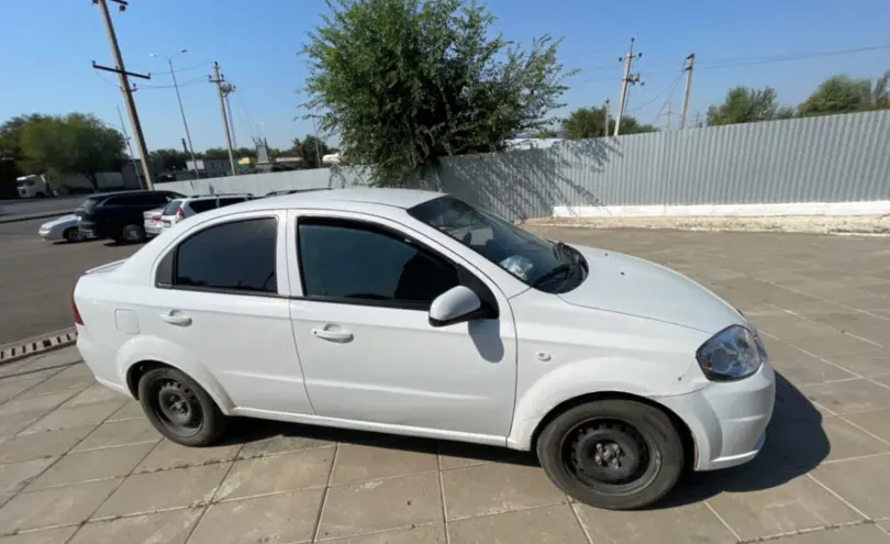 Chevrolet Aveo 2012 года за 2 500 000 тг. в Уральск фото 4