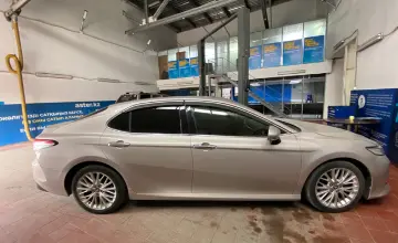 Toyota Camry 2018 года за 11 000 000 тг. в Астана фото 4