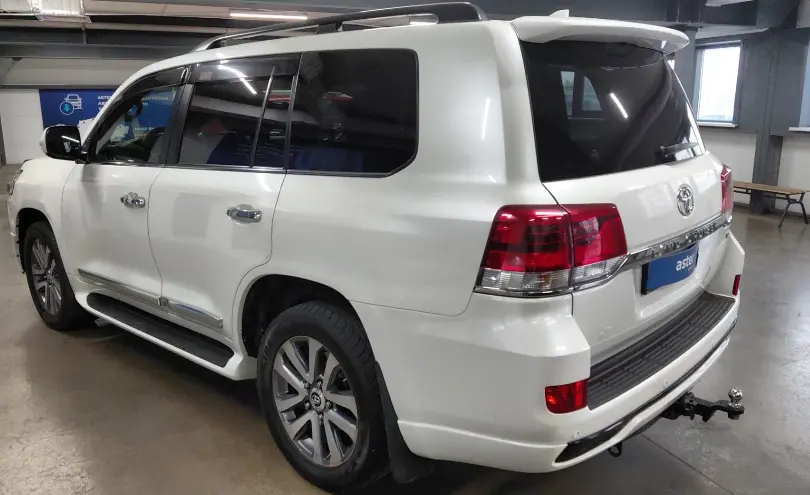 Toyota Land Cruiser 2017 года за 35 000 000 тг. в Астана фото 4