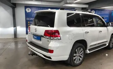 Toyota Land Cruiser 2017 года за 35 000 000 тг. в Астана фото 3