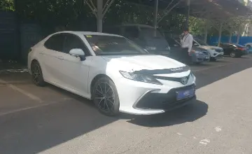 Toyota Camry 2022 года за 13 000 000 тг. в Алматы фото 2