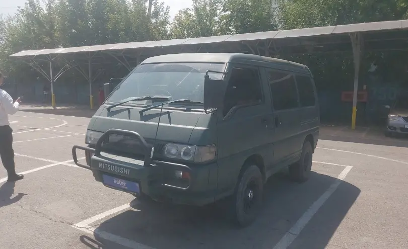 Mitsubishi Delica 1992 года за 1 500 000 тг. в Алматы