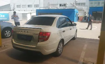 LADA (ВАЗ) Granta 2020 года за 3 000 000 тг. в Алматы фото 3