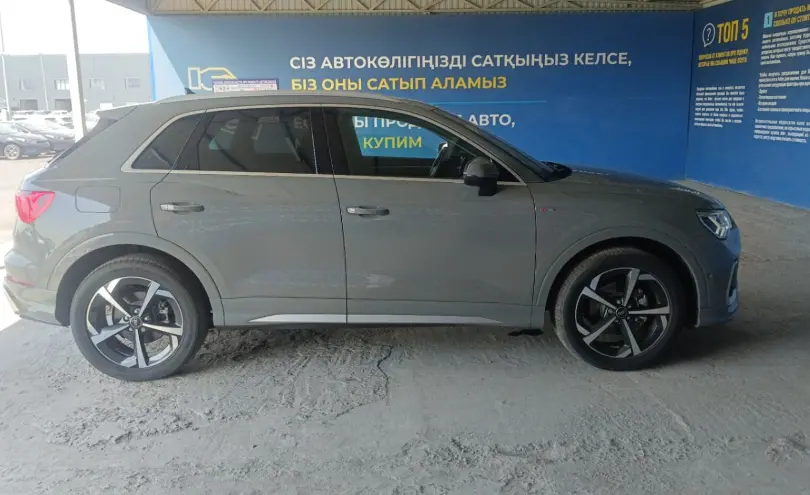 Audi Q3 2025 года за 20 000 000 тг. в Алматы фото 4