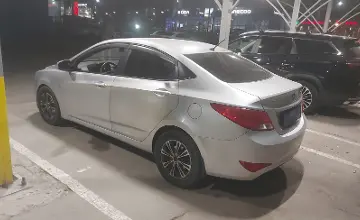 Hyundai Solaris 2015 года за 4 500 000 тг. в Алматы фото 4