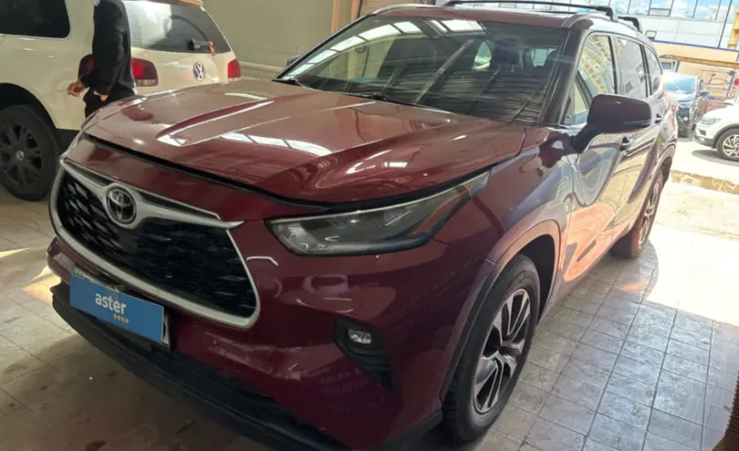 Toyota Highlander 2021 года за 18 500 000 тг. в Астана