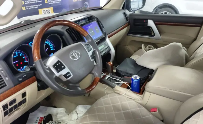 Toyota Land Cruiser 2012 года за 20 500 000 тг. в Астана фото 5