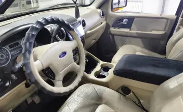 Ford Expedition 2005 года за 4 000 000 тг. в Астана фото 5