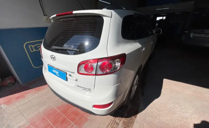 Hyundai Santa Fe 2011 года за 7 900 000 тг. в Астана фото 5