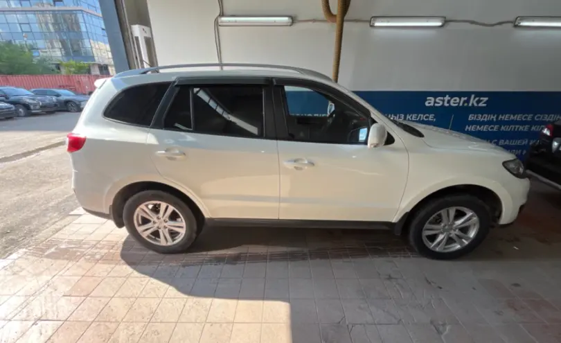 Hyundai Santa Fe 2011 года за 7 900 000 тг. в Астана фото 4