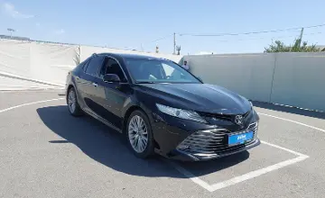 Toyota Camry 2018 года за 13 000 000 тг. в Шымкент фото 2