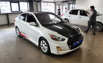 Hyundai Accent 2013 года за 3 500 000 тг. в Астана фото 2
