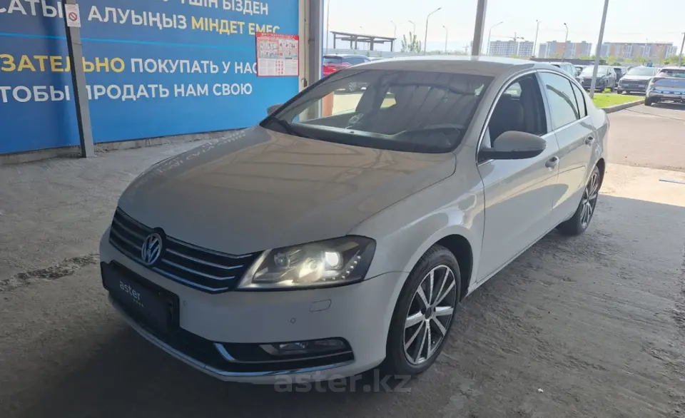 Volkswagen Passat 2014 года за 4 500 000 тг. в Алматы