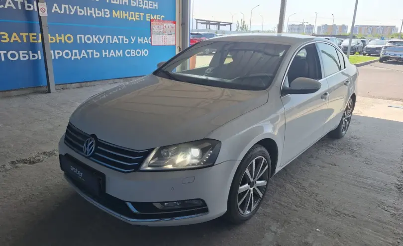 Volkswagen Passat 2014 года за 4 500 000 тг. в Алматы
