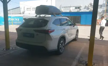 Toyota Highlander 2024 года за 25 000 000 тг. в Алматы фото 3