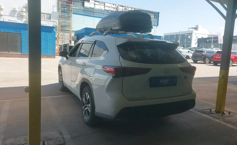 Toyota Highlander 2024 года за 25 000 000 тг. в Алматы фото 4