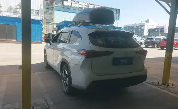 Toyota Highlander 2024 года за 25 000 000 тг. в Алматы фото 4