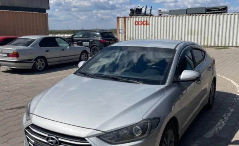Hyundai Elantra 2017 года за 6 100 000 тг. в Караганда