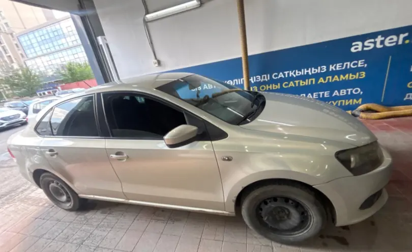 Volkswagen Polo 2012 года за 2 800 000 тг. в Астана фото 4