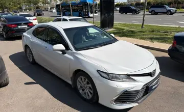 Toyota Camry 2023 года за 14 500 000 тг. в Астана фото 3