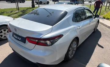 Toyota Camry 2023 года за 14 500 000 тг. в Астана