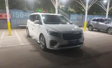 Kia Carnival 2019 года за 13 000 000 тг. в Алматы фото 2