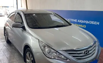 Hyundai Sonata 2012 года за 5 200 000 тг. в Астана фото 3