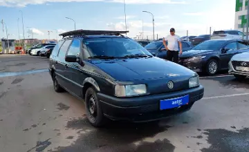 Volkswagen Passat 1993 года за 1 500 000 тг. в Астана фото 2