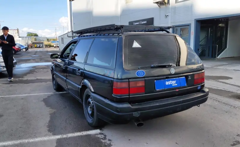 Volkswagen Passat 1993 года за 1 500 000 тг. в Астана фото 4