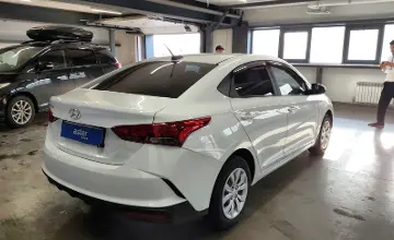 Hyundai Accent 2020 года за 6 900 000 тг. в Астана фото 3