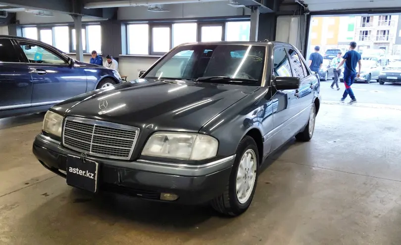 Mercedes-Benz C-Класс 1993 года за 2 200 000 тг. в Астана
