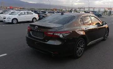 Toyota Camry 2022 года за 15 000 000 тг. в Алматы