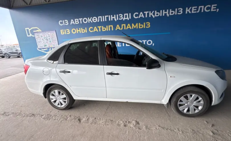 LADA (ВАЗ) Granta 2020 года за 3 000 000 тг. в Алматы фото 4