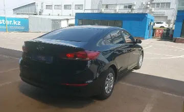 Hyundai Elantra 2018 года за 6 000 000 тг. в Алматы фото 3