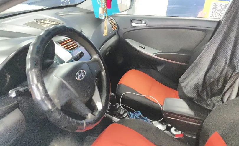 Hyundai Accent 2013 года за 3 600 000 тг. в Астана фото 5