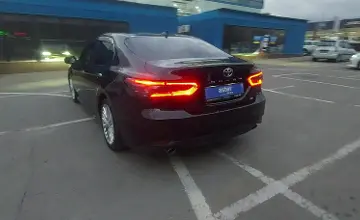 Toyota Camry 2019 года за 13 300 000 тг. в Алматы фото 4