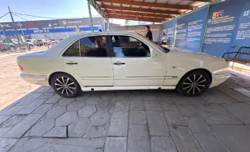 Mercedes-Benz E-Класс 1996 года за 3 000 000 тг. в Талдыкорган фото 4