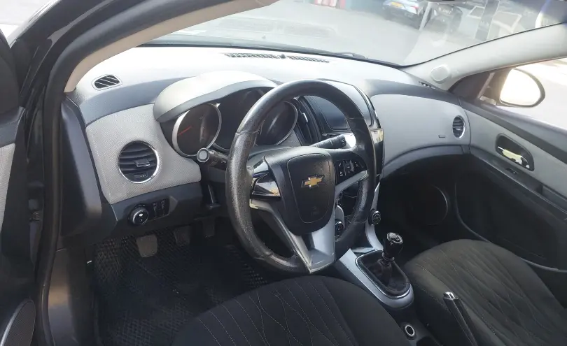 Chevrolet Cruze 2013 года за 3 000 000 тг. в Шымкент фото 5