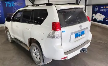 Toyota Land Cruiser Prado 2013 года за 17 000 000 тг. в Астана фото 4